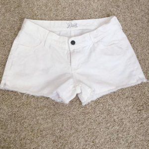 White denim frayed shorts